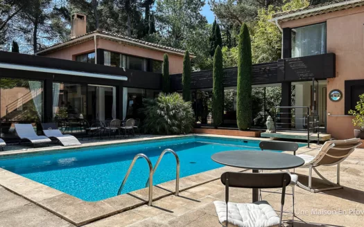 Maison d’architecte Villeneuve les Avignon  (30)