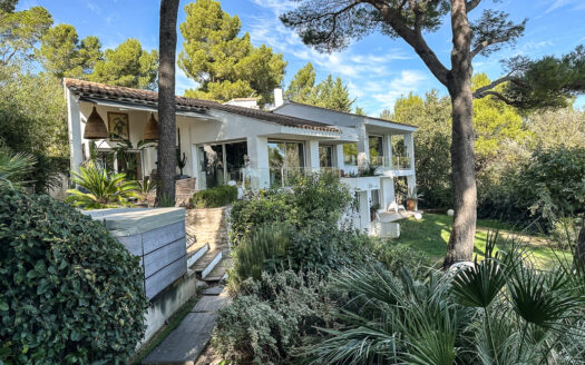 Maison d’architecte Villeneuve les Avignon (30)